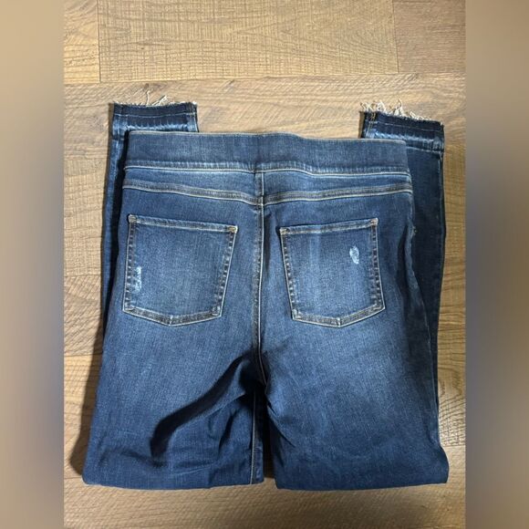 Spanx Distressed Ankle Skinny Jeans, Medium Wash Pull On Size Large - Picture 8 of 15